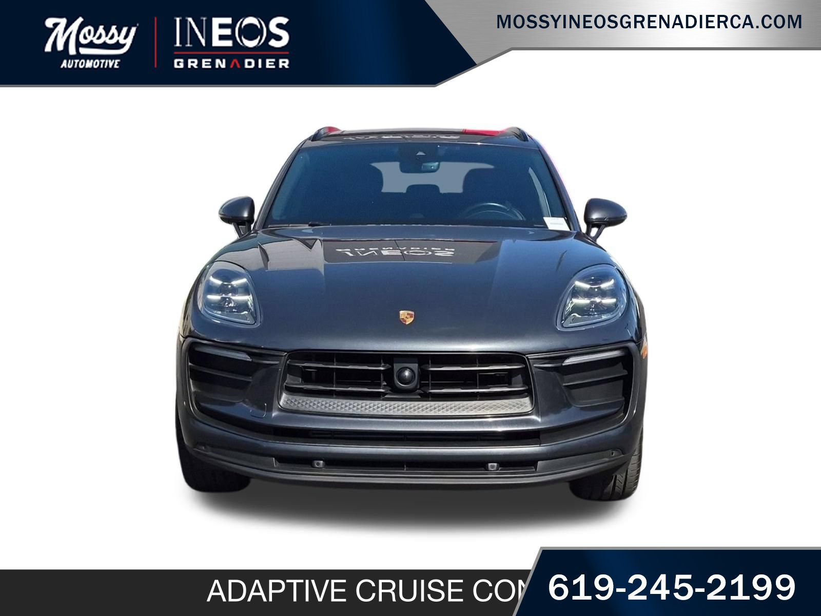 Used 2023 Porsche Macan AWD/4WD image 3