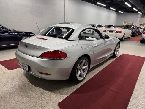 Used 2011 BMW Z4 sDrive30i RWD image 51