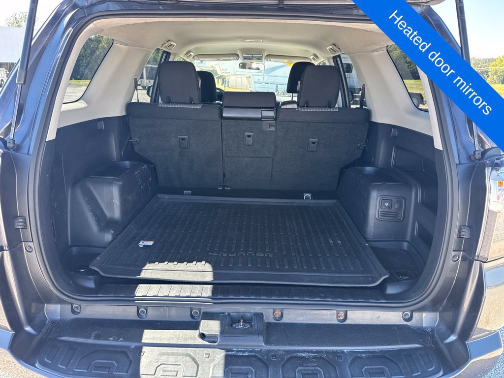Used 2016 Toyota 4Runner SR5 AWD/4WD image 12