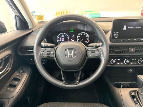 Used 2024 Honda HR-V LX image 11