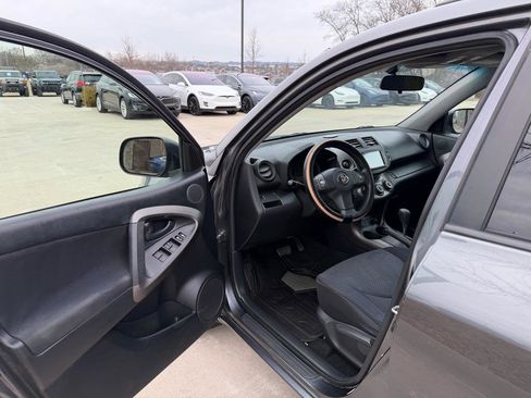 Used 2010 Toyota RAV4 Sport image 9