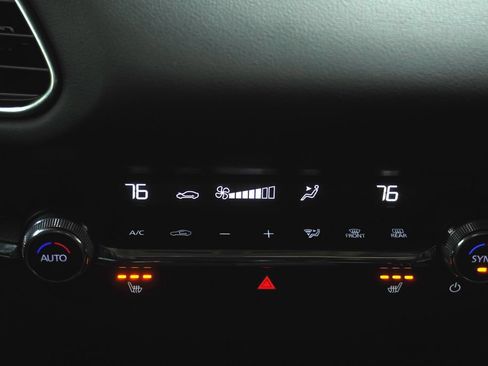 Used 2024 MAZDA CX-30 AWD 2.5 S w/ Preferred Package image 17