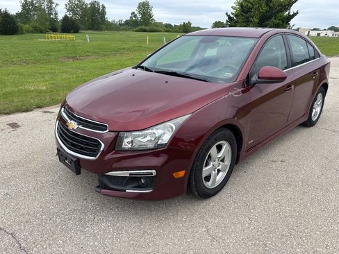 Used 2015 Chevrolet Cruze LT FWD image 9