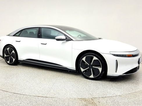 Used 2023 Lucid Air Touring image 3