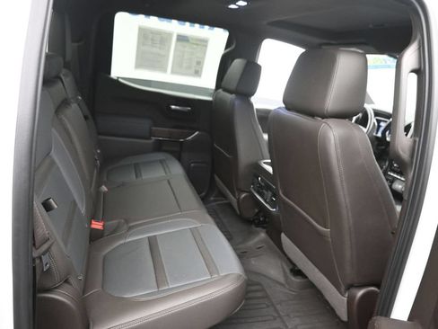 Used 2020 GMC Sierra 1500 Denali w/ Denali Ultimate Package AWD/4WD image 10