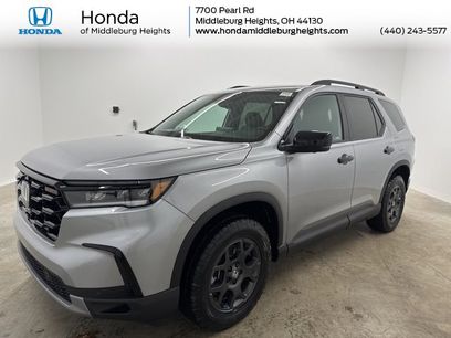 New 2025 Honda Pilot TrailSport