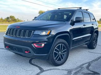 Used 2018 Jeep Grand Cherokee Trailhawk w/ Trailhawk Luxury Group image 1