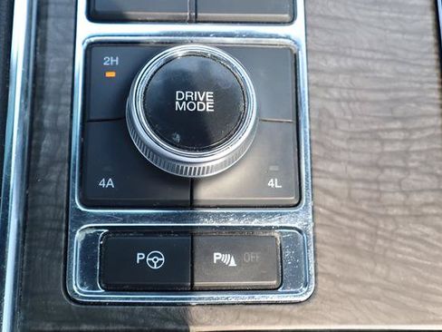 Used 2021 Ford Expedition Limited AWD/4WD image 11