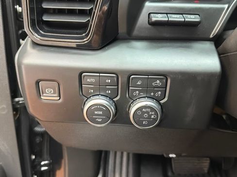 Used 2022 GMC Sierra 1500 AT4 w/ AT4 Premium Package AWD/4WD image 26