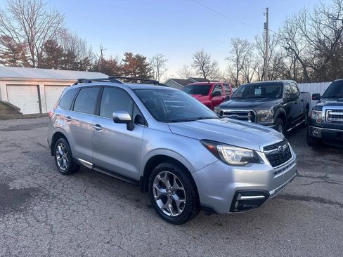 Used 2017 Subaru Forester 2.5i Touring image 3