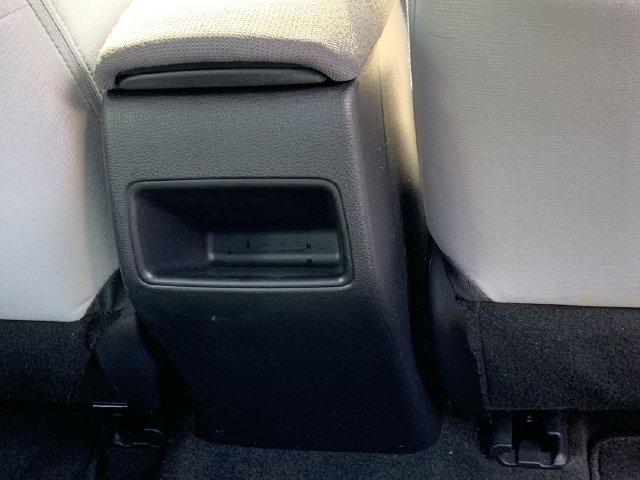 Used 2021 Toyota Corolla LE FWD image 35