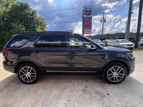 Used 2017 Ford Explorer Sport w/ Equipment Group 401A AWD/4WD image 7