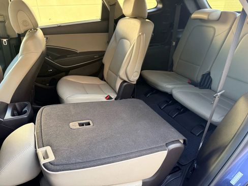 Used 2017 Hyundai Santa Fe Limited image 13