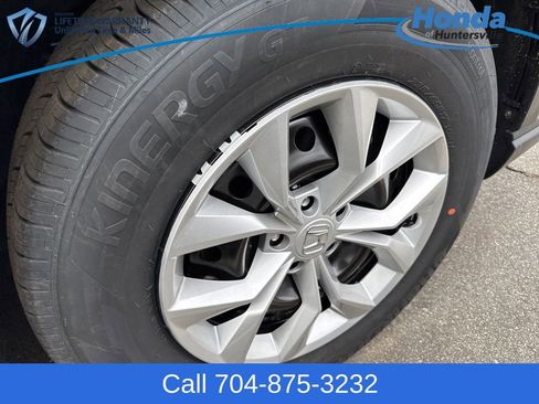 Used 2024 Honda CR-V LX image 28