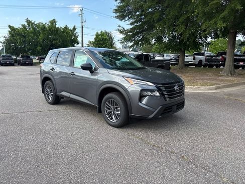 New 2026 Nissan Rogue S AWD/4WD image 7