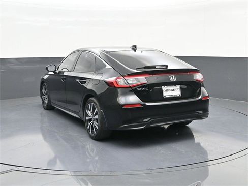 Certified 2024 Honda Civic EX-L image 8