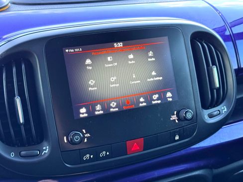 Used 2020 FIAT 500L Pop image 26