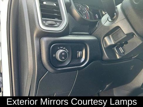 Used 2026 RAM 2500 Big Horn AWD/4WD image 18