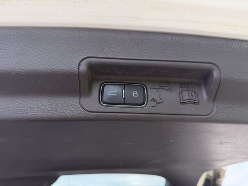 Used 2020 Ford Explorer Platinum AWD/4WD image 13