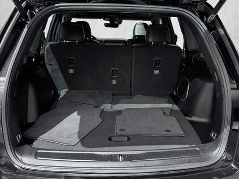 Used 2024 Jeep Grand Cherokee Limited 4xe image 8