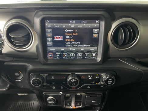 Used 2021 Jeep Wrangler Sport AWD/4WD image 16