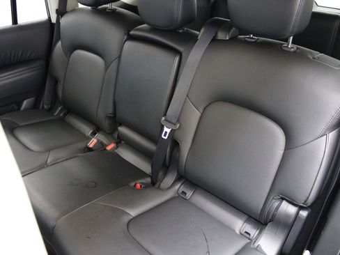 Used 2024 Nissan Armada SV AWD/4WD image 18