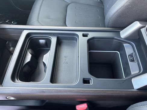 Used 2024 Land Rover Defender 130 X image 18