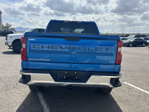 Used 2022 Chevrolet Silverado 1500 LT RWD image 4