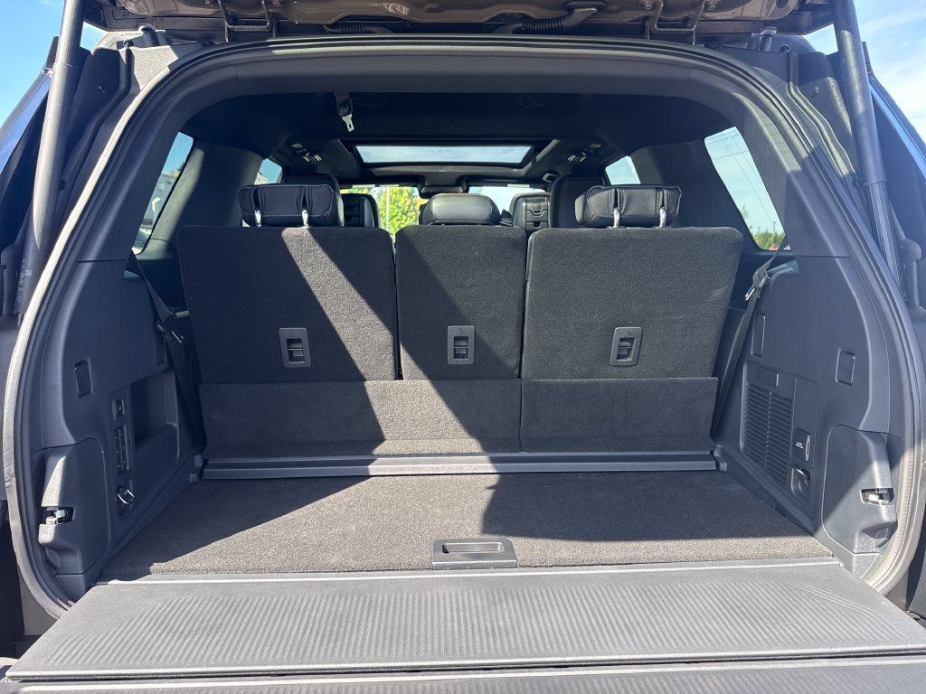 Used 2027 Ford Expedition Tremor AWD/4WD image 30