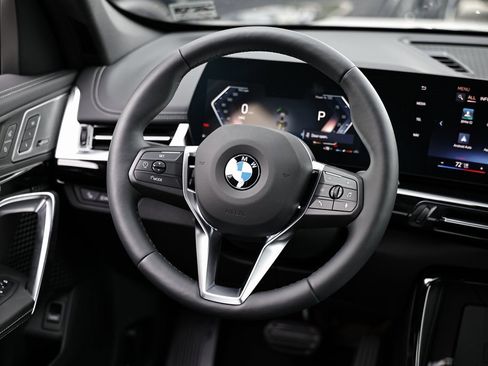 New 2026 BMW X1 xDrive28i w/ Convenience Package image 29