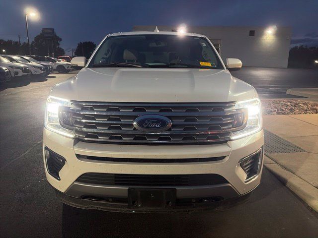 Used 2019 Ford Expedition Limited w/ Equipment Group 301A AWD/4WD image 4