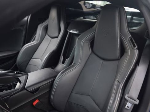 Used 2025 Chevrolet Corvette Z06 RWD image 14