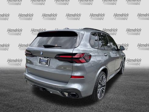 Used 2026 BMW X5 xDrive40i w/ M Sport Package image 9