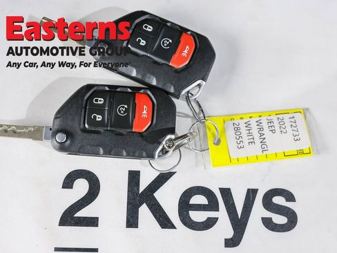 Used 2022 Jeep Wrangler Unlimited Sahara w/ Cold Weather Group AWD/4WD image 26