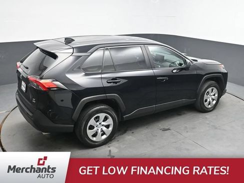 Used 2022 Toyota RAV4 LE w/ Carpet Mat Package (TMS) AWD/4WD image 39