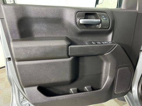 Used 2024 Chevrolet Silverado 1500 Custom Trail Boss w/ LPO, Dark Essentials Package AWD/4WD image 12