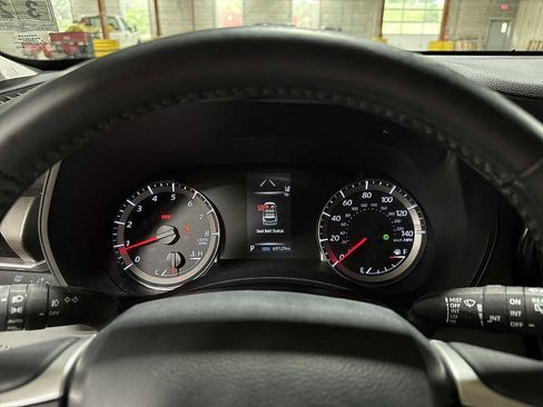 Certified 2022 Toyota Highlander LE image 33