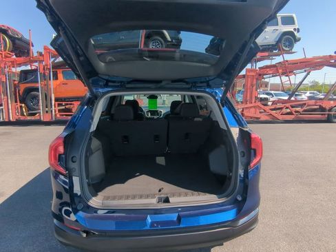 Used 2023 GMC Terrain SLE w/ Driver Convenience Package AWD/4WD image 23
