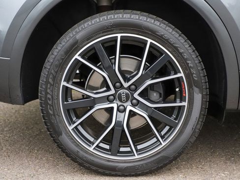 Used 2024 Audi SQ5 Premium Plus image 51