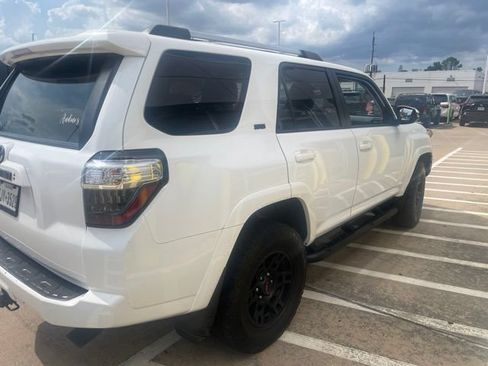 Certified 2024 Toyota 4Runner SR5 Premium w/ Moonroof Package AWD/4WD image 9