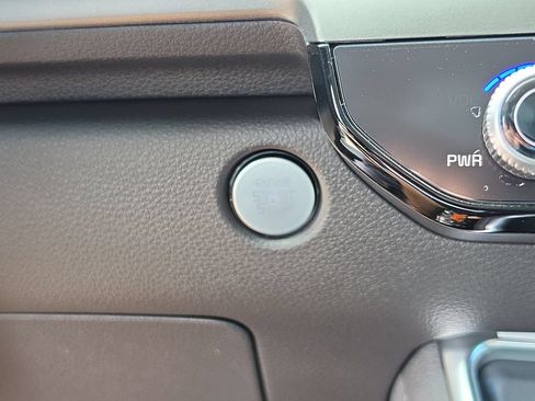 New 2027 Kia Carnival SX FWD image 29