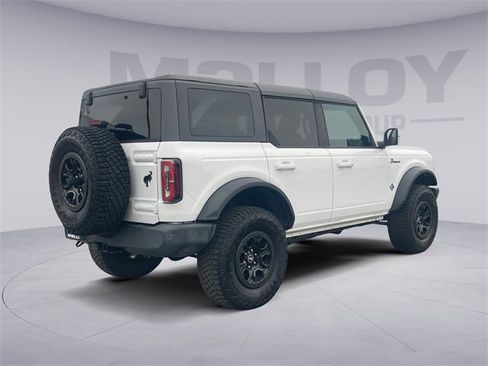 Used 2022 Ford Bronco Outer Banks w/ Sasquatch Package image 3