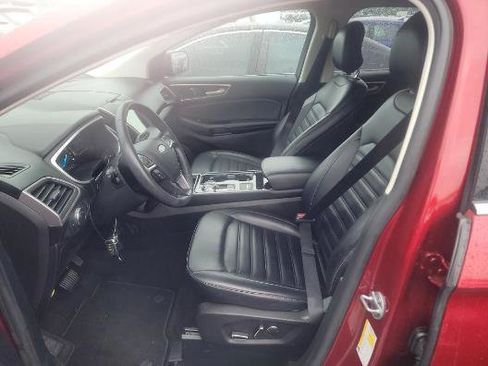 Used 2019 Ford Edge SEL w/ Equipment Group 201A FWD image 4