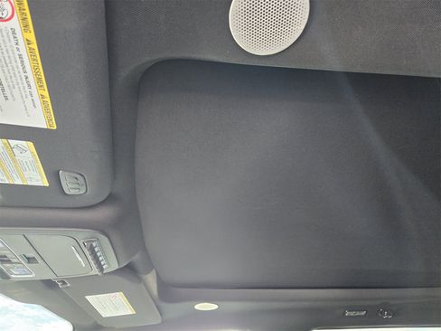 Used 2024 Ford F250 Platinum image 23