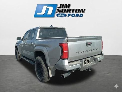 Used 2024 Toyota Tacoma TRD Sport RWD image 7