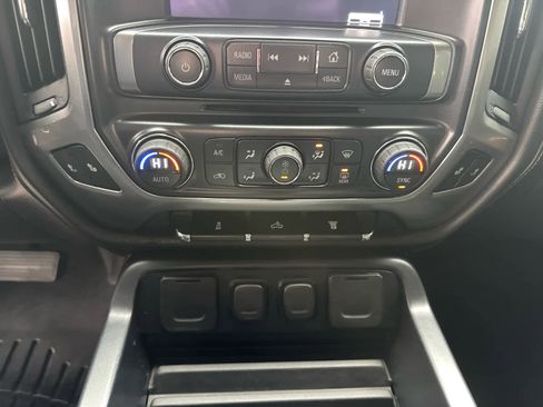 Used 2015 Chevrolet Silverado 2500 LTZ image 21