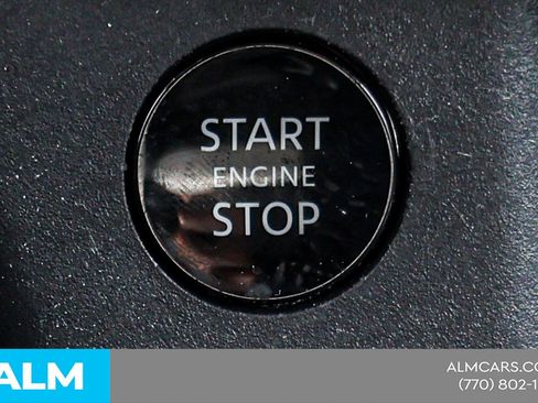 Used 2025 Nissan Rogue SV image 37