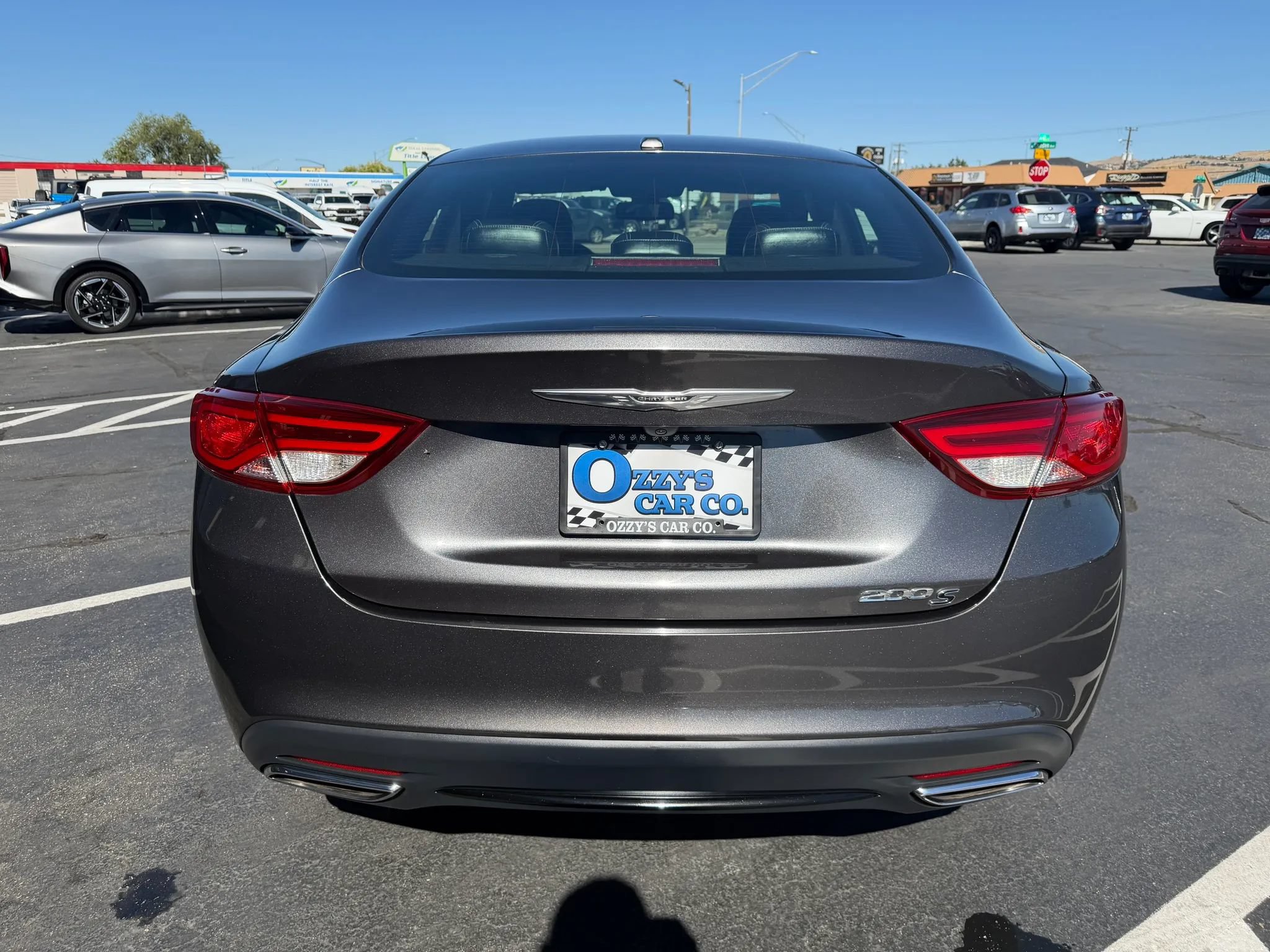 Used 2016 Chrysler 200 S FWD image 7