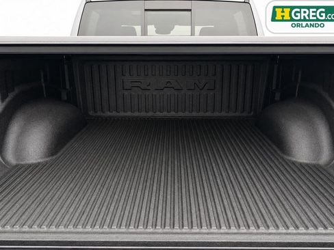 Used 2019 RAM 1500 Laramie AWD/4WD image 18