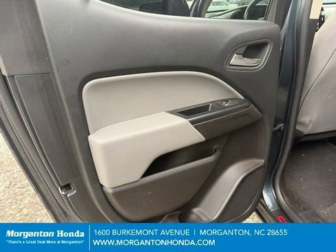 Used 2020 Chevrolet Colorado LT AWD/4WD image 20